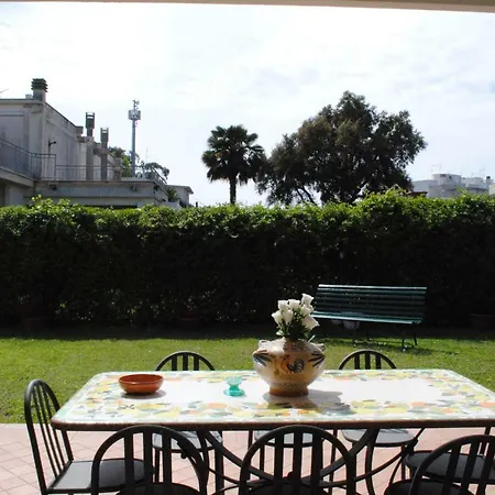 Bed & Breakfast Regina Nettuno