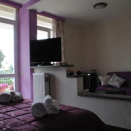 Regina Nocleg ze śniadaniem 4*